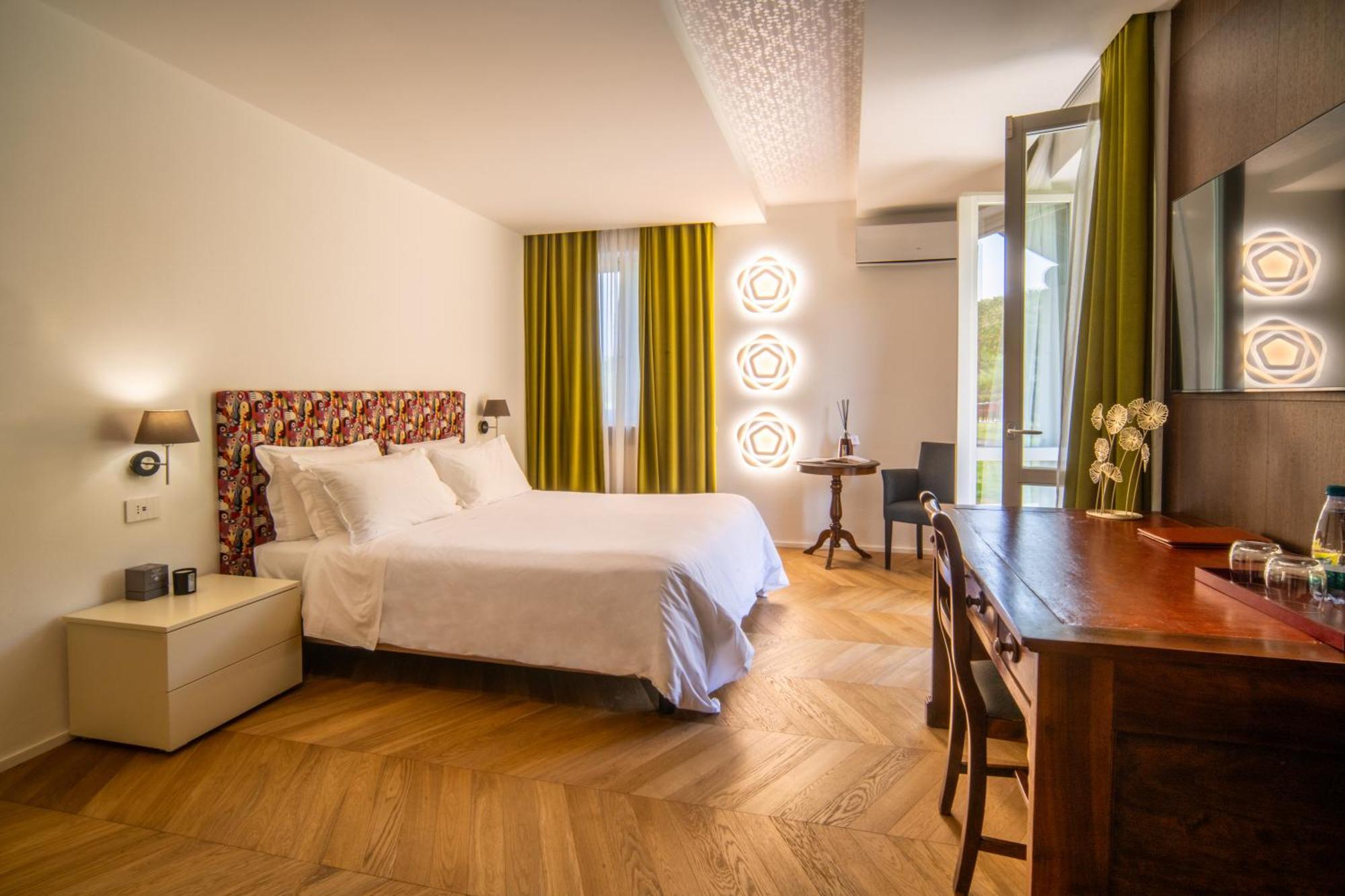 Resort Limax Acis La Morra Eksteriør billede